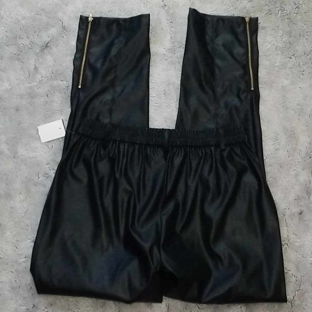 Faux leather black pants - Picture 3 of 7